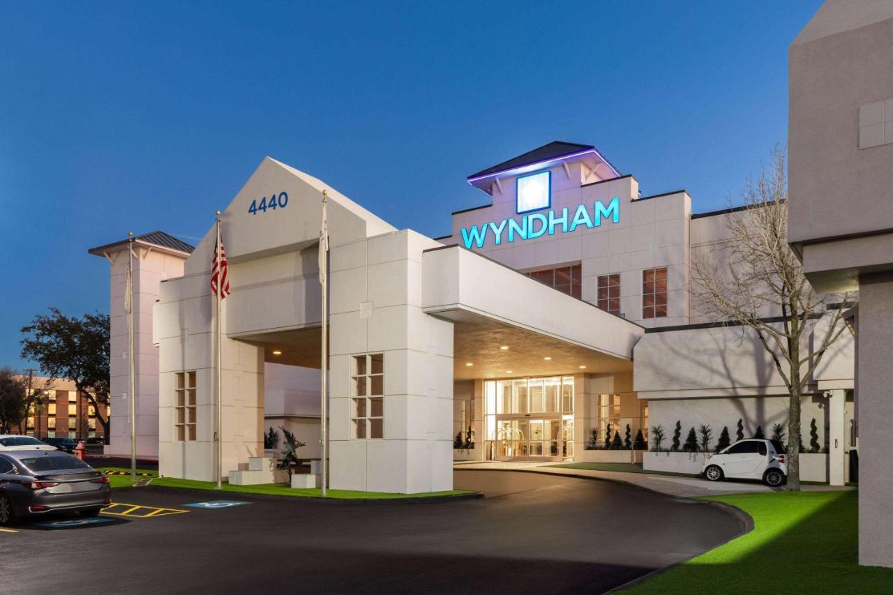 Wyndham Dfw Airport Hotel Ървинг Екстериор снимка